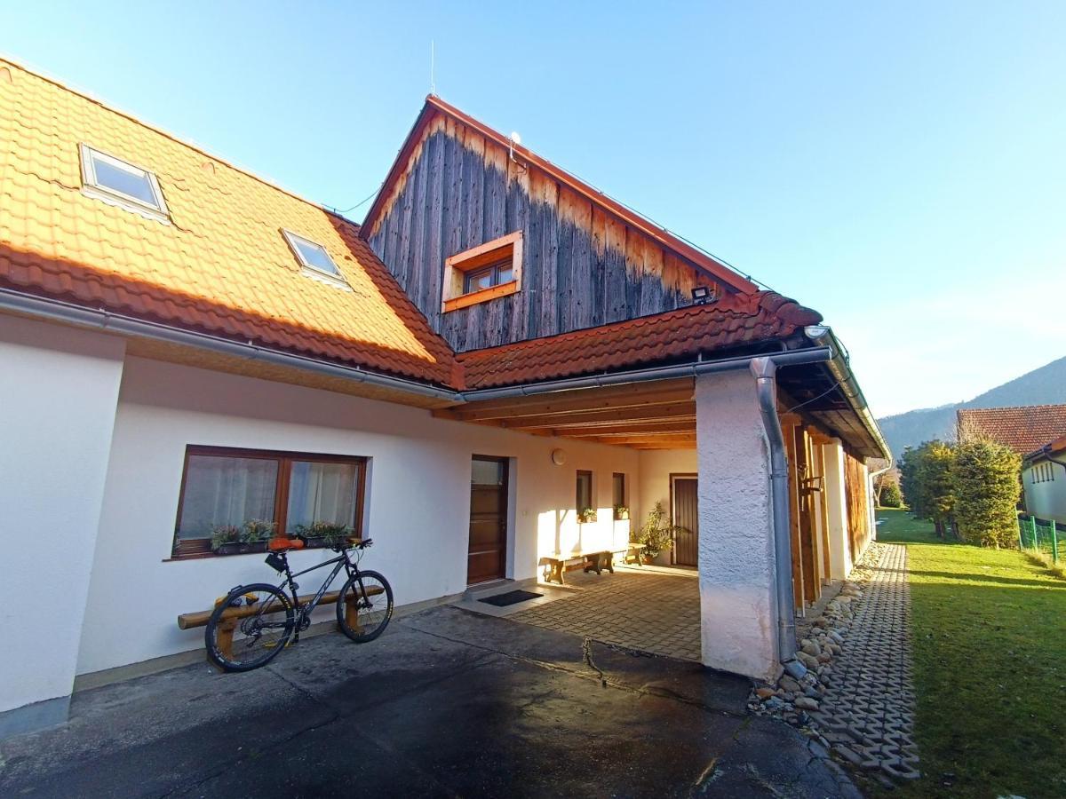 Vidiecky Apartman Kubo Pavčina Lehota Eksteriør bilde