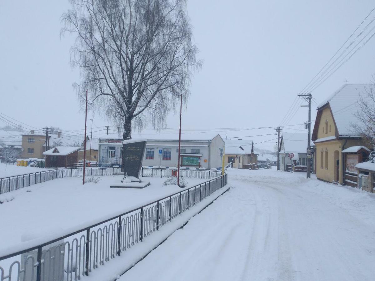 Vidiecky Apartman Kubo Pavčina Lehota Eksteriør bilde